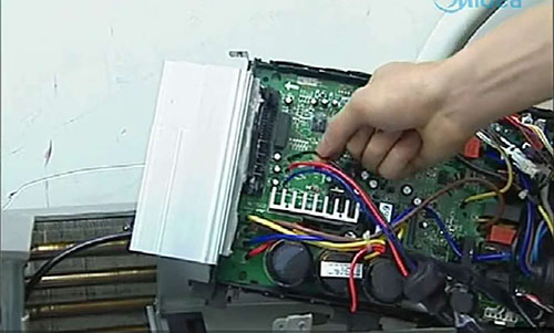 鄂托克旗美的空调电话是多少